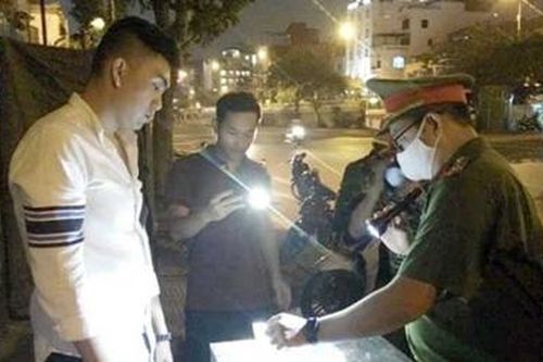 Công an Hà Nội xử phạt gần 1 tỷ đồng sau 2 ngày tổng kiểm tra phương tiện
