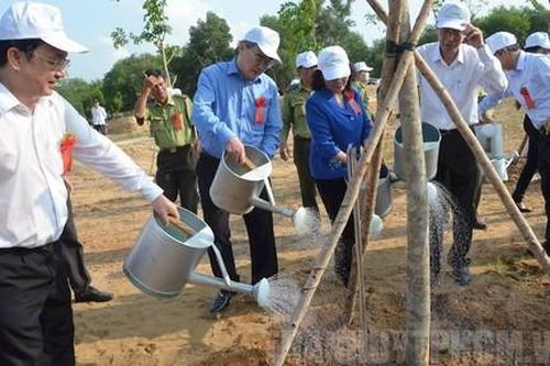 TPHCM: Phát động Tết trồng cây đời đời nhớ ơn Bác Hồ