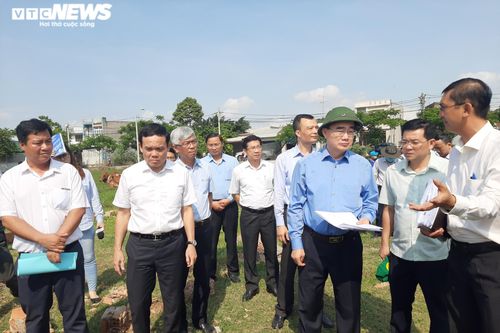 Bí thư Nguyễn Thiện Nhân: 'Nhà xây không phép cạnh tổ dân phố, có bảo kê không?'