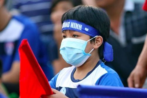 Các sân V-League ra điều kiện với khán giả vào sân