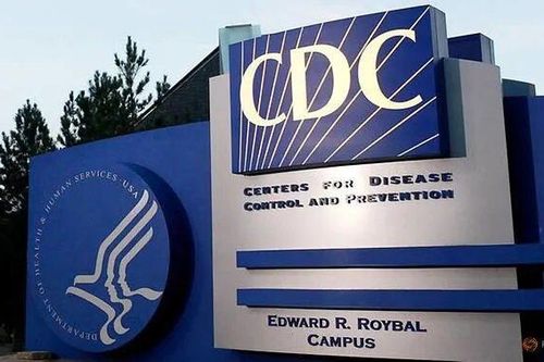Cố vấn Nhà Trắng chỉ trích CDC 'kéo tụt' Mỹ về xét nghiệm Covid-19