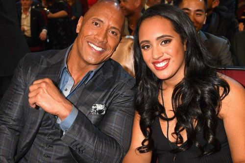 Con gái The Rock nối nghiệp đô vật