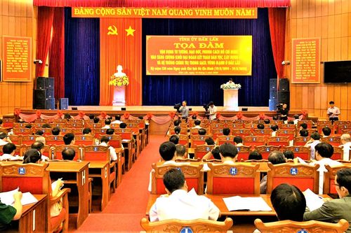 Đắk Lắk tọa đàm Kỷ niệm 130 năm Ngày sinh Chủ tịch Hồ Chí Minh