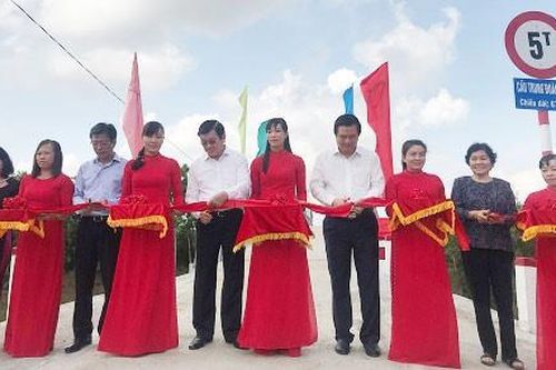 Khánh thành cầu 'Trung đoàn 207'