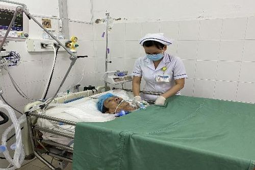 Bệnh viện Đa khoa Trung ương Cần Thơ cứu sống cụ ông U90 có biến chứng ngưng tim