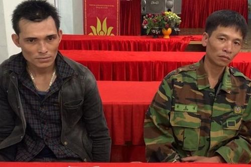 Bắt quả tang 2 đối tượng mua bán trái phép 2 bánh heroin và 1.000 viên ma túy