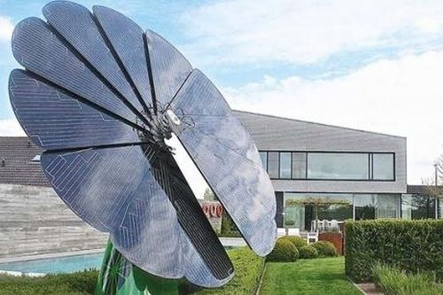 Pin mặt trời tự xoay như hoa hướng dương