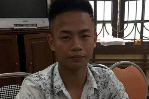 Kẻ sơn móng xanh đỏ rạch tay nữ sinh bằng dao bấm ở Hải Dương