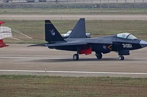 FC-31 sẽ được trang bị cho Không quân Trung Quốc thay vì xuất khẩu?