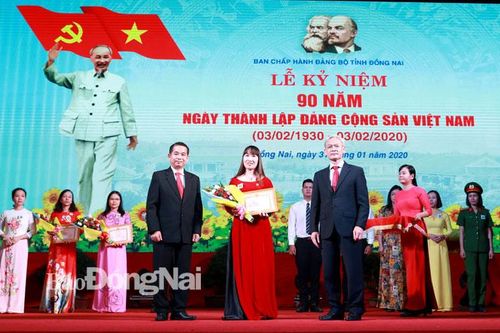 Tạo sức mạnh từ học tập và làm theo tư tưởng, đạo đức, phong cách Hồ Chí Minh