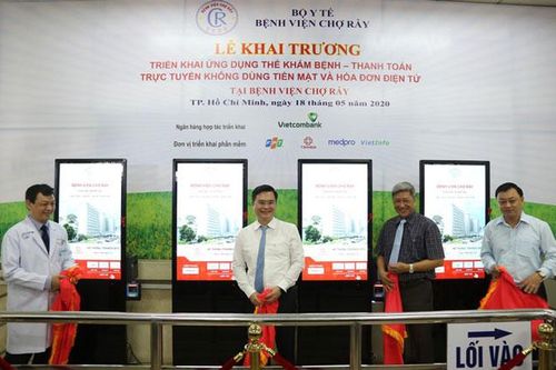 Ra mắt thẻ khám bệnh - thanh toán trực tuyến đầu tiên tại thành phố Hồ Chí Minh