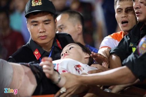 Lĩnh án 4 năm tù vì tội bắn pháo sáng gây thương tích tại sân Hàng Đẫy