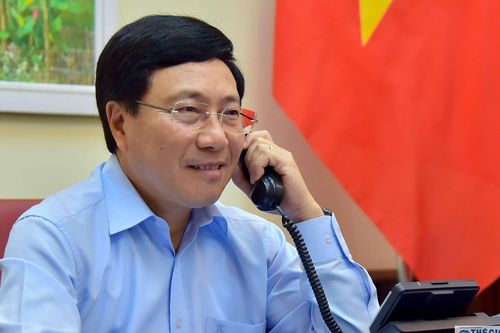 Covid-19: Phó Thủ tướng Phạm Bình Minh điện đàm với Bộ trưởng Ngoại giao và Hợp tác Quốc tế Italy