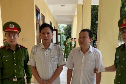 Bắt tạm giam hai cán bộ xã tại Thanh Hóa bán đất trái thẩm quyền