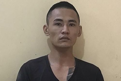 Truy bắt gã trai nửa đêm gí kéo uy hiếp cô gái 19 tuổi