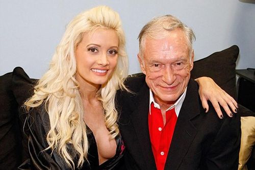 Nàng mẫu kém 53 tuổi, được ông trùm Playboy yêu nhất hiện ra sao?