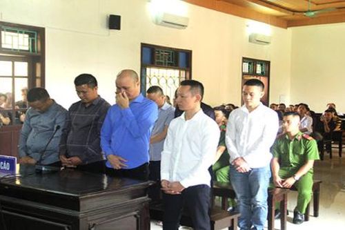 Tăng án nhóm côn đồ thanh toán nhau trên QL1A khiến một người chết