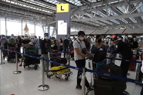 Ngày 18/5: Thêm 4 ca mắc mới COVID-19; Việt Nam tiếp tục các chuyến bay đưa công dân về nước