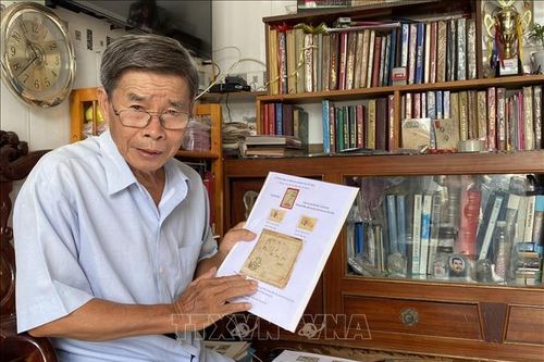 Người sở hữu những con tem quý về Bác Hồ