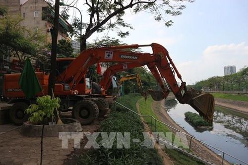 Đưa công nghệ hiện đại 'giải cứu' ô nhiễm sông Tô Lịch