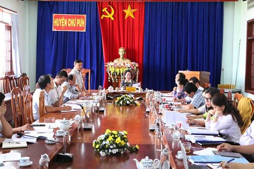 Giám sát việc cấp giấy chứng nhận quyền sử dụng đất tại Chư Pưh