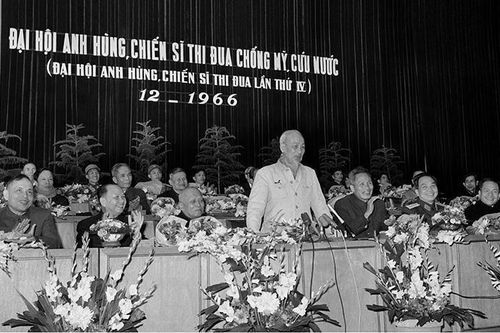 Tư tưởng Hồ Chí Minh về công tác cán bộ và sự vận dụng trong giai đoạn hiện nay