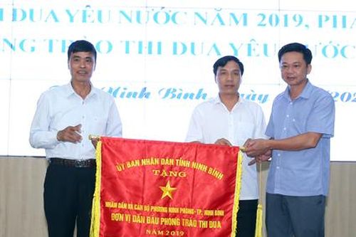 Thành ủy Ninh Bình sơ kết 4 năm thực hiện Chỉ thị 05 và phát động phong trào thi đua yêu nước năm 2020