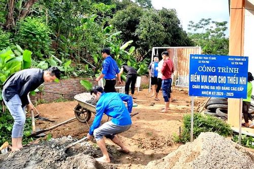 Tuổi trẻ Tuyên Quang học và làm theo Bác