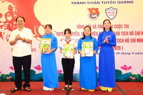 Trao giải Cuộc thi tuyên truyền, giới thiệu sách về Chủ tịch Hồ Chí Minh