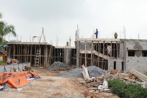 Đẩy nhanh tiến độ thi công các công trình, dự án
