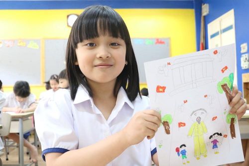 Hơn 1.500 học sinh vẽ tranh mừng sinh nhật Bác