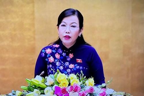 Người dân bất bình, lên án đối tượng lợi dụng việc đấu thầu, mua sắm thiết bị y tế để trục lợi