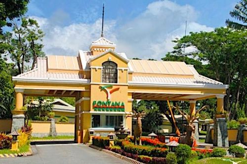 Philippines đột kích bệnh viện 'chui' điều trị Covid-19 cho người Trung Quốc