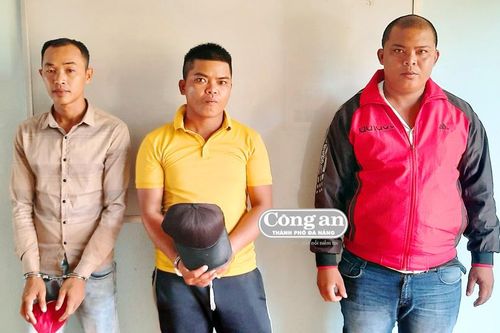 Khởi tố 3 côn đồ tấn công công an để 'cướp' tang vật đánh bạc