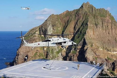 Nhật ra Sách Xanh, 'chọc giận' Nga-Hàn