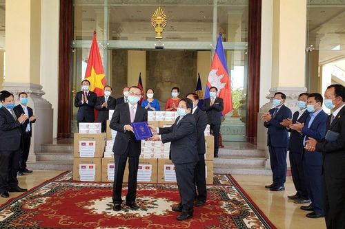 Campuchia cảm ơn Quốc hội Việt Nam tặng quà phòng chống dịch Covid-19