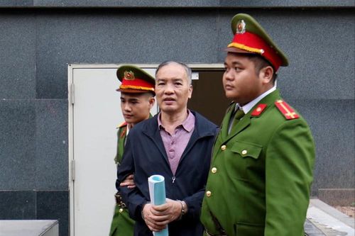 Kiểm soát tài sản cán bộ tại nước ngoài để phòng chống tham nhũng
