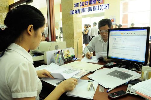 Tập trung tháo gỡ nút thắt đất đai, đầu tư công, thủ tục hành chính