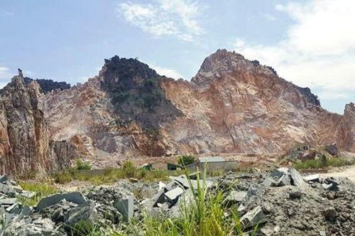 Bắt quả tang doanh nghiệp chế thuốc nổ thành mìn ở Thanh Hóa