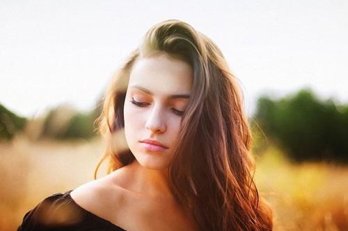 Tôi phát hiện nhiều biểu hiện lạ ở bạn gái