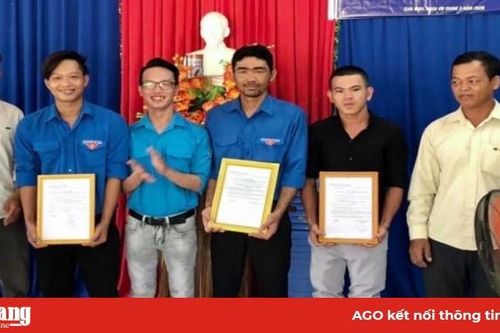 Hỗ trợ, tập hợp thanh niên