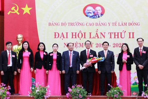 Trường Cao đẳng Y tế Lâm Đồng nổi bật về học tập và làm theo Bác