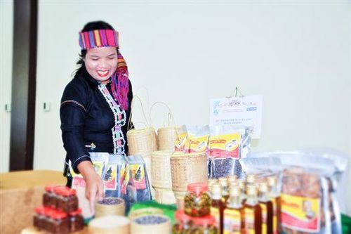 Đưa sản vật rừng về phố