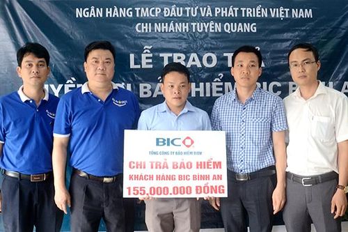 Bảo hiểm BIDV chi trả 155 triệu đồng tiền bảo hiểm tiền vay cho khách hàng