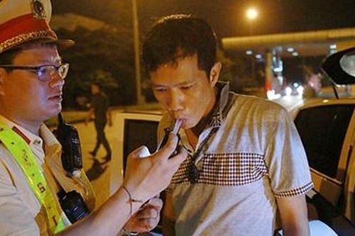 Đêm cao điểm kiểm tra phương tiện giao thông