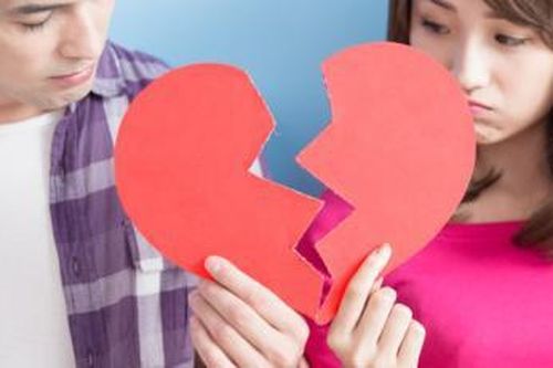 Yêu kiểu này trước sau cũng thành bồ cũ của người ta, nhất là cái kiểu dọa chia tay