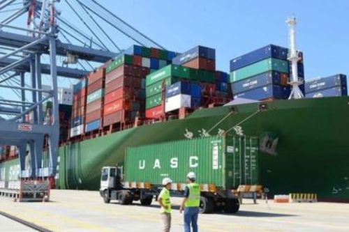 Việt Nam nhập siêu gần 1 tỷ USD nửa đầu tháng 5/2020