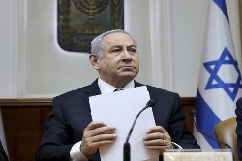 Thủ tướng Israel bị gọi hầu tòa vì cáo buộc lừa đảo, vi phạm lòng tin và nhận hối lộ