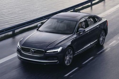 Tốc độ của tất cả các xe Volvo bị giới hạn dưới 180 km/h