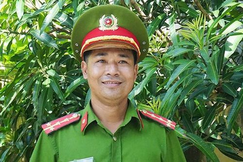 Cảm kích Đại úy Công an liều mình cứu người đuối nước